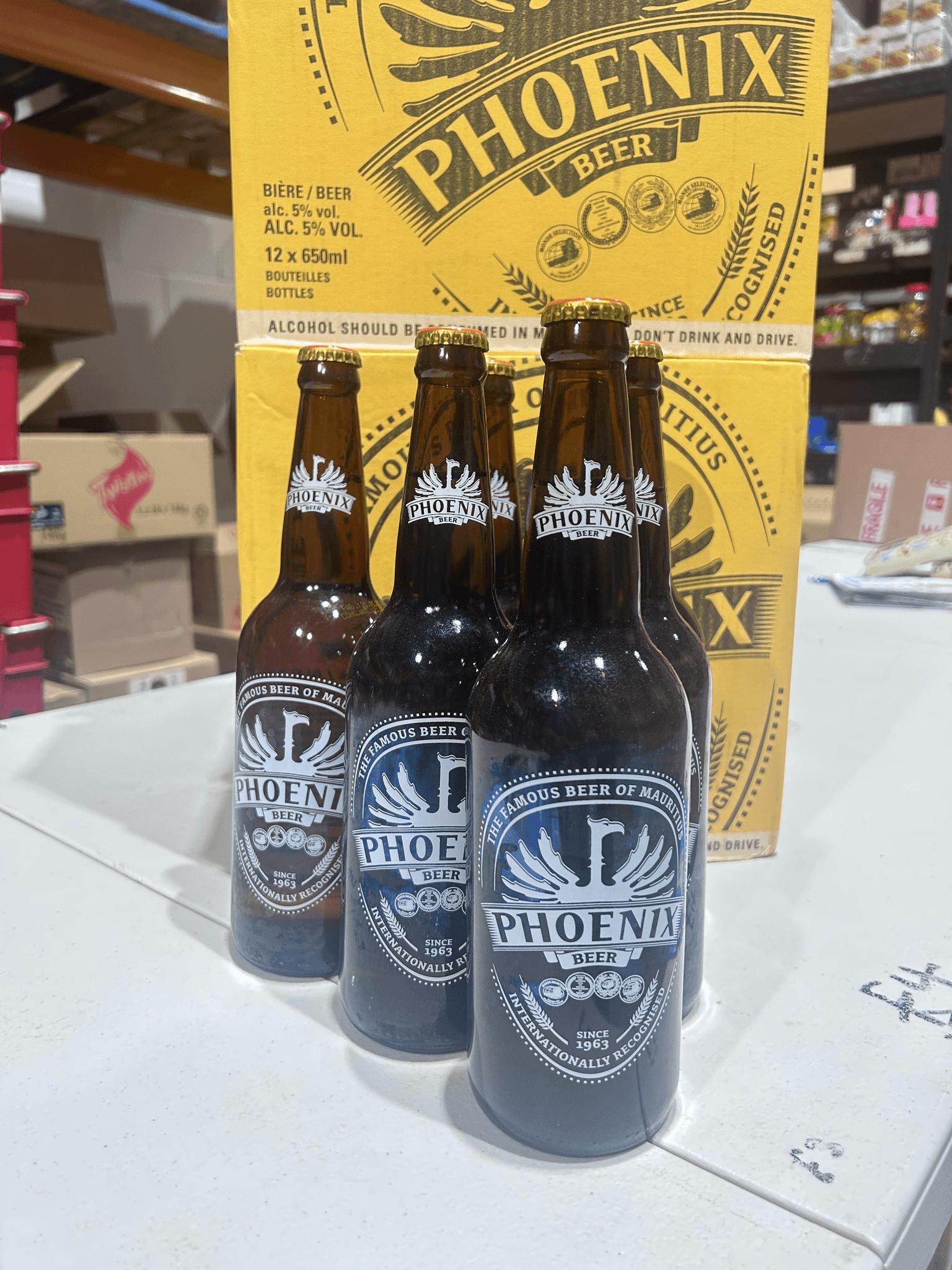 Phoenix Beer 4 x 650ml bottles with 2 free pint glasses, image 2